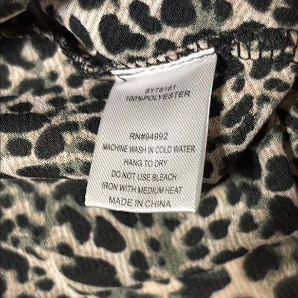 Milano 3-Tiered Ruffle Blouse with 3-Tiered Sleeves - Picture 9 of 9